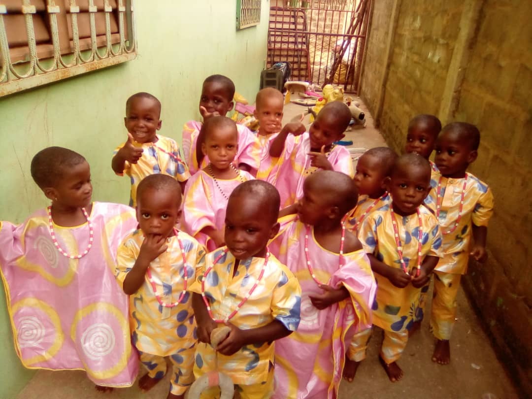 Apoyo Integral a Orfanatos